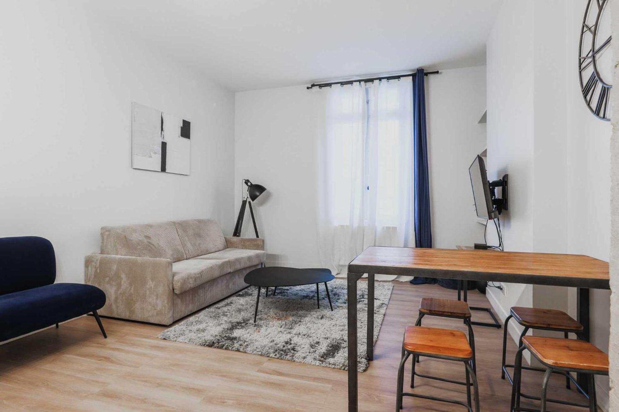Modern Apartment 1Br- 4P Le Marais Quarter パリ エクステリア 写真